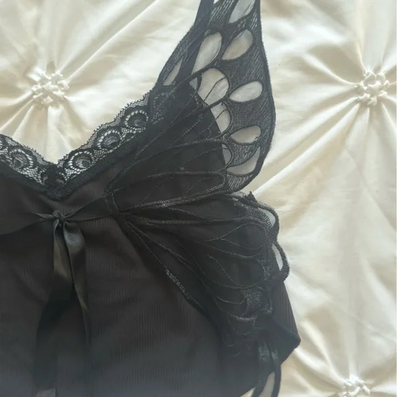 ROMWE TOP - Picture 2 of 4